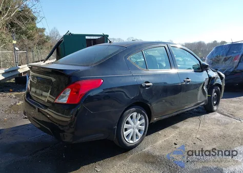 2018 Nissan Versa 1.6 S+ из США, поврежденный, VIN 3N1CN7AP1JL824700